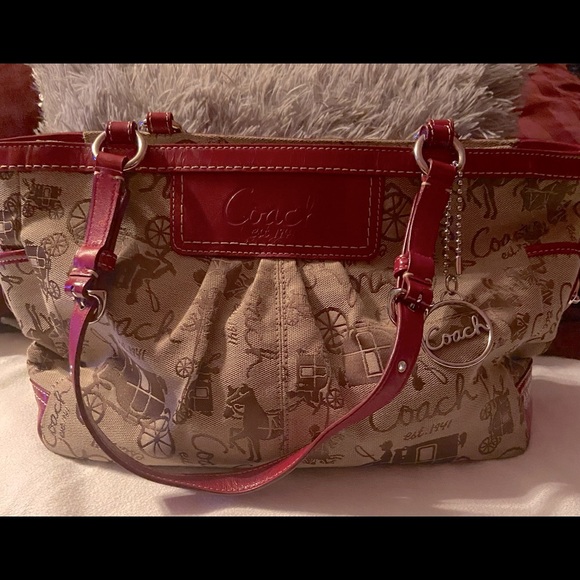 Coach Handbags - Coach Chelsea Vintage Horse Handbag